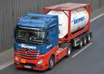 MB NEW ACTROS 1951 Sattelzug mit Gefahrgut-Tankcontainer der Fa.