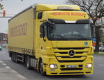 Ungarischer MB ACTROS 1846 Sattelzug der Fa.HORVATH RUDOLF am 12.04.16 Schönefeld bei Berlin.