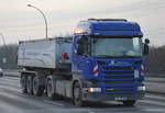 SCANIA R450 Sattelkipper der Sped.Mimberg am 23.11.16 Berlin-Marzahn.