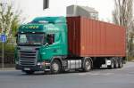Ein SCANIA G420 mit Containertr�gerauflieger (Sped.