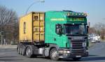 SCANIA Cotainersattelzug der Sped.
