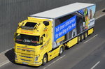 Optisch herausragender Sattelzug mit VOLVO FH 500 EEV Zugmaschine mit Trailer der Sped.