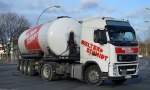 Ein VOLVO FH 420 Silotanksattelzug der Sped.