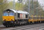 Seit letztem Jahr sehe ich sie regelm��ig, diese ehemalige HGK Lok, eine MRCE Leasinglok und wei� nicht genau welche es ist und wer sie geleast hat, sie f�hrt �berwiegend mit Betongleisbohlen im