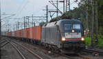 SETG mit dem MRCE Taurus ES 64 U2-097/182 597-5 und Containerzug am 20.06.17 Bf.