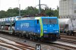 Eine MRCE 189�r in den PKP Cargo-Farben, tolle Sache !!! Die ES64F4-804/EU45-804 (91 80 6189 804-8 D-DISPO) mit Fabrikneuen Fiat-Transport am 04.06.12 Berlin Greifswalder Str.