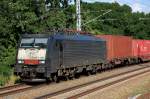 MRCE Dispolk ES 64 F4-844 (91 80 6189 844-4 D-DISPO, Siemens Bj.2011) f�hrt im Moment f�r DB/Schenker, hier mit Containerzug Richtung Oranienburg am 18.07.13 M�hlenbeck/M�nchm�hle bei Berlin.