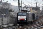 MRCE Dispolok ES 64 F4-844 für DB/SCHENKER tätig mit Leerzug PKW-Transportwageneinheiten Richtung Nordosten am 09.01.14 Berlin-Wedding.
