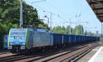 PKP Cargo mit EU45-802/189-802 und Ganzzug offener Güterwagen am 01.08.15 Berlin Hirschgarten.