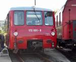 Diese ehemalige DR Ferkeltaxe vom Typ LVT 171/172 Bj.? gebaut in Bautzen, die 172 001-0 ist eine DBM Leigabe an den Hafenverein in Neustrelitz, 175 Jahrfeier Bahnhofsfest Berlin-Lichtenberg, 03.10.10