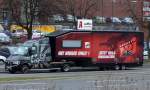 Interessantes Werbefahrzeug, ein Transporter umgebaut zur Zugmaschine mit Auflieger, Typ + Hersteller? zum Verkauf abgestellt 15.03.16 Berlin-Marzahn.