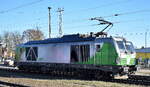 SETG - Salzburger Eisenbahn Transport Logistik GmbH, Salzburg [A] mit der geleasten ELL Vectron Dual Lok  248 065  [NVR-Nummer: 90 80 2248 065-5 D-ELOC] beim Umsetzen zur Abstellung am Bahnhof Stendal