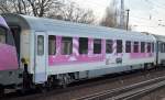 PKP Intercity 1.Klasse Personenwagen farblich passend zu den leider immer mehr verblassenden lila gefärbten Loks mit der Nr. PL-PKPIC 61 51 19-70 247-5 A9mnouz am 26.01.15 im EC Richtung Warschau in Berlin-Hirschgarten.