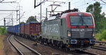 PKP Cargo mit EU46-505/193-505 und einem Containerzug am 28.07.16 Bf.
