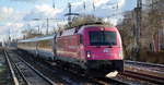 EC 54 aus Gdynia Glowna mit PKP IC 5 370 002 Richtung Bf. Berlin Ostbhf. am 05.02.18 Berlin-Hirschgarten.