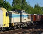 ITB 1101 (92 80 1202 968-4 D-ITB, Bj.1983) zeitweise an LOCON verliehen am 09.05.08 hinter der ER 20-009 mit Ganzzug offener G�terwagen Richtung R�gen unterwegs, 09.05.10 Berlin-Karow.