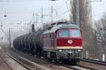 LEG 132 158-7 (232 158-8) mit Kesselwagenzug am 27.02.14 Berlin-Karow.