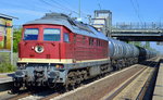 LEG 132 004-3 (232 204-0)mit Kesselwagenzug am 10.05.16 Berlin Hohenschönhausen.