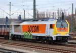 LOCON 401 (92 80 1264 005-0 D-OX, Voith Bj.2008) angemietet �ber Ox-traction am 31.03.10 mit ein paar Drehgestellflachwagen mit altem Gleisschotter Richtung Berlin-Spandau am Gbf.