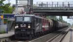 Doppeltraktion EBS 142 145-2 + 142 110-6 mit Ganzzug Getreidesilowagen am 16.06.15 Berlin-Hohensch�nhausen.