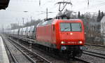 HSL mit 145 092-3 [NVR-Number: 91 80 6145 092-3 D-BRLL] mit Nutzfahrzeug-Transportzug mit fabikneuen VW-Crafter aus polnischer Produktion am 31.01.18 Berlin-Hirschgarten.