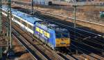 146 520-2 mit dem Interconnex Eichtung Warnem�nde, 28.12.12 Berlin-Putlitzbr�cke.