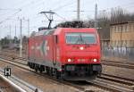 HGK 2053/185 585-7 (91 80 6185 585-7 D-HGK) Richtung Berliner Innenstadt, 31.03.11 Berlin-Blankenburg.