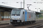Railpool Mietlok 185 676-4 von TRANSPETROL am 05.08.16 Durchfahrt Bf.