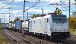 RTBC mit Railpoollok 186 425-5 mit Containerzug am 30.09.15 Bhf.
