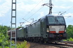 DB Schenker Rail mit Erzzug (leer) mit X4 E - 614 + X4 E - 612 am 02.06.16 Berlin-Wuhlheide.