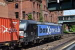 boxXpress.de GmbH mit der MRCE Vectron X4 E - 850/193 850-5 [NVR-Number: 91 80 6193 850-5 D-DISPO, Siemens Bj.2013] mit Containerzug Einfahrt Hamburger Hafen am 20.06.17 Bf.