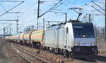 CTL mit akiem Mietlok 186 261-4 (NVR-Number: 91 80 6186 261-4 D-AKIEM, Bombardier bj.2014]  und Ganzzug Gasdruckkesselwagen (Ammoniak) am 22.03.17 Bf.