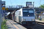 CTL mit 186 266-3 und Ganzzug Schiebewandwagen am 31.05.17 Bf.