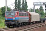 EGP 109 028-1 (91 80 6109 028-1 D-EGP) mit einem gemischtn G�terzug, 16.05.11 Berlin-Pankow.