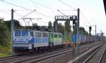 An ungewohnter Stelle heute die EGP mit 142 126-2 und 142 118-9 und schwach ausgelastetem Containerzug am Haken am 09.09.14 Richtung Berlin-Blankenburg in Berlin-Pankow gesichtet.