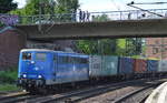 EGP 151 078-3 verlässt mit Containerzug den Hambuger Hafen am 20.06.17 Bf. Hamburg-Harburg.
