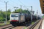 E 186 138 (91 80 6186 138-4 D-ITL) mit Kesselwagenzug Richtung Berlin-Karow, 23.05.12 Berlin-Blankenburg.
