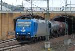 ATC Mietlok 185 522-0 von ITK mit einem sonnt�glichen G�terzug Kesselwagen bei der Bahnhofsdurchfahrt Berlin-Gesundbrunnen, 03.02.13