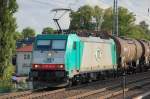 E 186 242-4 Mietlok f�r ITL t�tig mit Kesselwagenzug (Heizoel) Richtung Bernau, 05.07.13 Berlin-Karow.