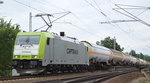 Captrain/ITL 185 562-6 mit Ganzzug Gasdruckkesselwagen am 18.07.16 Berlin-Wuhlheide.