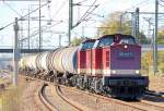 Leipziger Doppeltraktion mit 202 425-5 (92 80 1203 220-9 D-LEG) + 202 ??? mit Kesselwagenzug am 13.10.11 Bhf.