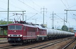 LEG mit 250 137-7 (155 137-3) und 132 158-7 (232 158-8) und Kesselwagenzug (Dieselkraftstoff)am Haken am 12.08.16 Bf.