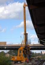 Hier sieht man den gesamten Teleskopm�kler des DELMAG RH22 der Baufirma MAX B�GL 05.10.09 Gro�baustelle Neubau der Spandauer Damm Br�cke in Berlin.