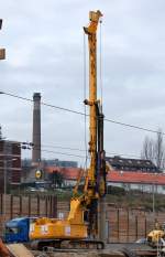 Das BAUER BG 25 H Teleskopm�klersystem der Baufirma MAX B�GL am 05.12.08 Neubau der Spandauer Damm Br�cke Berlin.