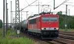 MEG 703 (91 80 6155 184-5 D-MEG) mit Kesselwagenzug am 29.06.12 Bhf.
