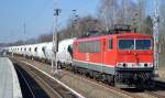 MEG 702 (155 179-5) mit leerem Zementstaubzug Richtung Industrie�bergabegebiet Berlin Nordost am 27.02.15 M�hlenbeck/M�nchm�hle b.Berlin.