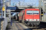 MEG 705 (155 196-9) mit dem täglichen Zementstaubzug (leer) zur Industrieübergabe Nordost am 28.11.16 Berlin-Hohenschönhausen.