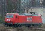 Hier noch ein Bild Mittags aus der S-Bahn, 145-CL 013 (91 80 6145 091-5 D-OHE) kurz vor der Abfahrt Richtung Berlin-Spandau, 01.12.10 Berlin-Beusselstr.