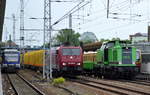 Nicht alltägliche Bahnimpression NEB VT 007 bei der Ausfahrt, PRESS 189 800-6 mit Güterzug, BUG V 100-BUG-04 mit Bauzug und dahinter die Berliner S-Bahn im Bf. Berlin-Lichtenberg, der sonst tagsüber häufig nur vor sich her dümpelt ohne große Geschäftigkeit hier am Nachmittag des 16.05.17