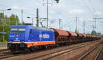 Raildox 185 419-9 mit Schüttgutwagenzug (Düngemittel) am 27.06.17 Bf.
